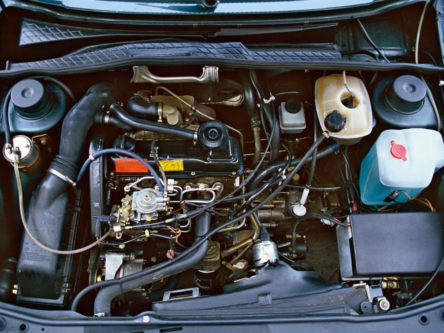  Volkswagen Golf GTD 1984 года  (фото 3 из 5)